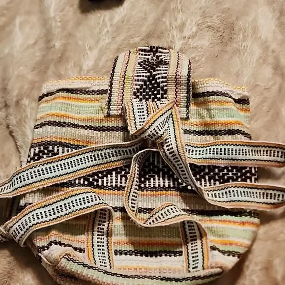 BAJ Tribal Aztec Woven  Small Bucket Bag Backpack - Picture 3 of 5